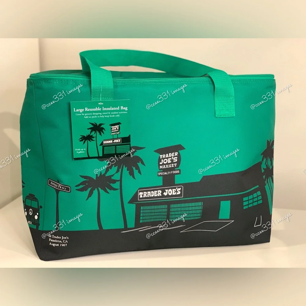 NEW Trader Joe’s Large Reusable Insulated Bag - Limited Edition Emerald Green